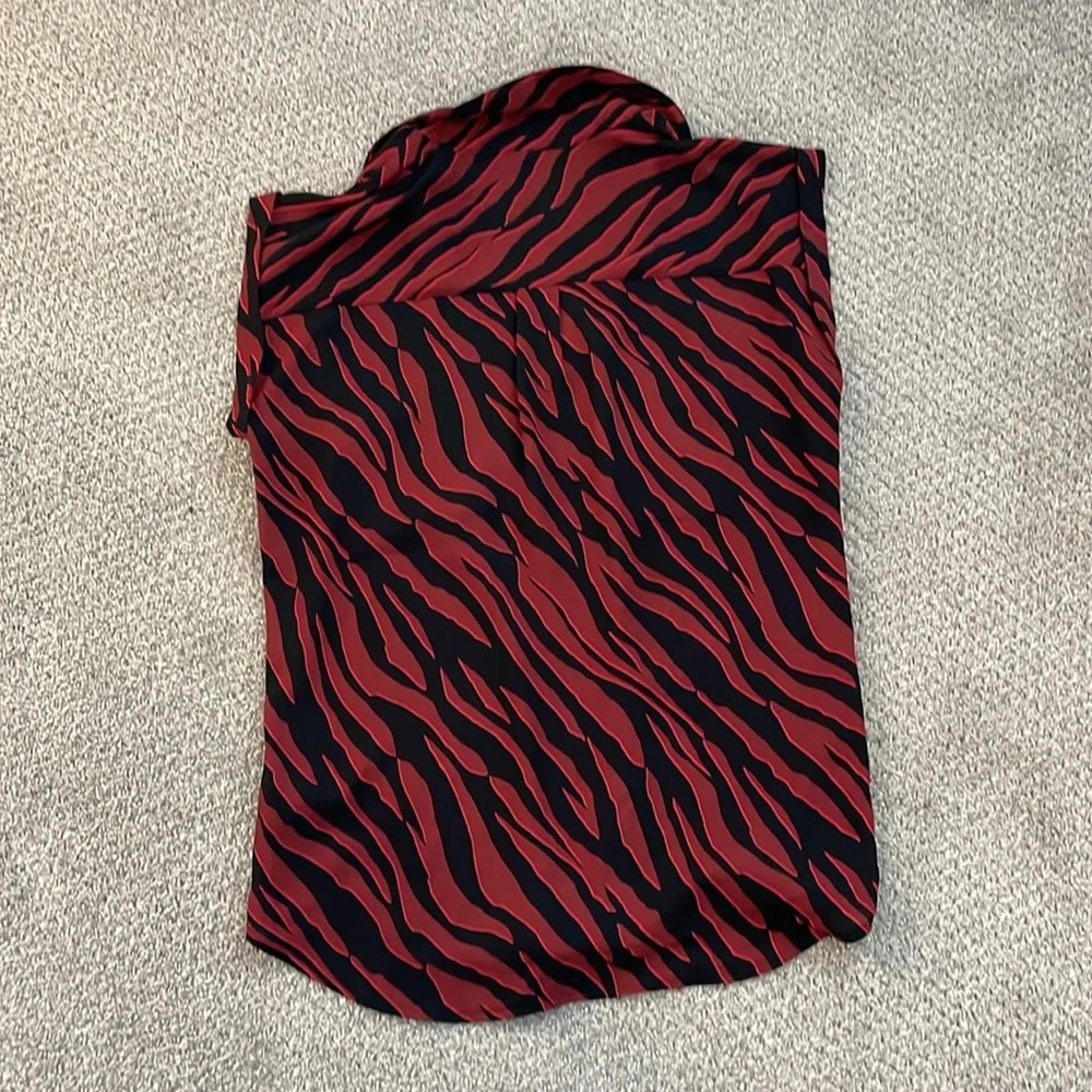 Express Blouse - Picture 3 of 3